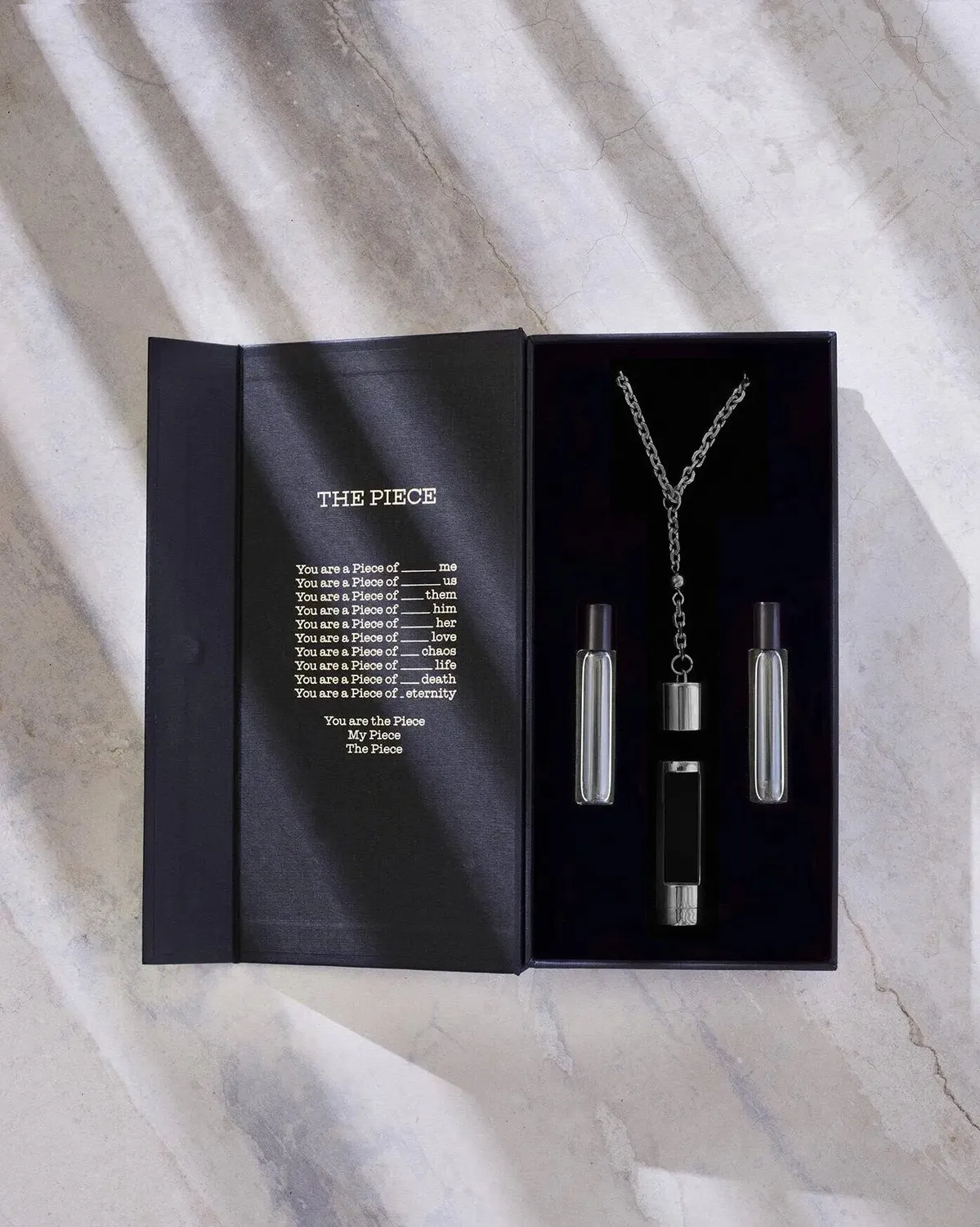 N.C.P. Olfactives The Piece Black dufthalskæde inkl. 701 5ml